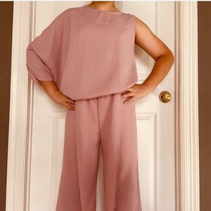 Women’s two piece outfit